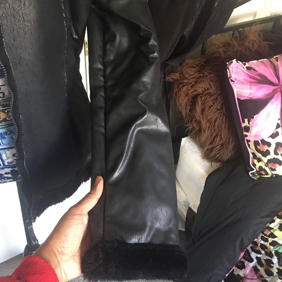 🧥 2/$30 Sexy black faux leather jacket - Picture 10 of 15